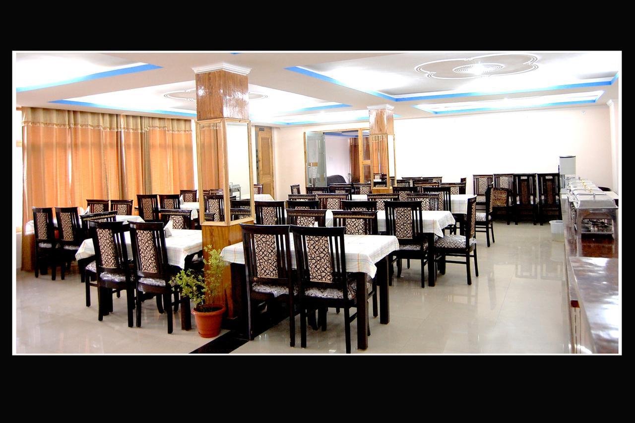 Hotel Nitesh Manali  Bagian luar foto