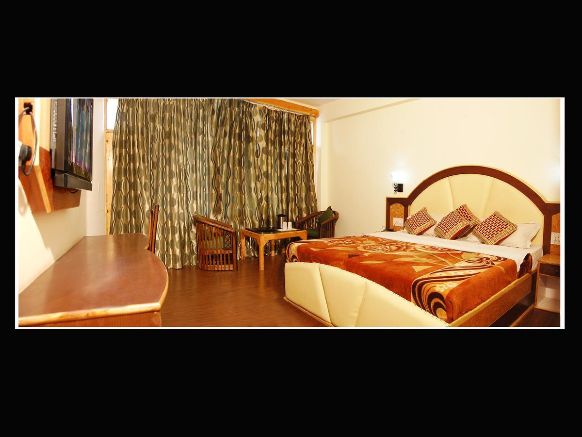 Hotel Nitesh Manali  Bagian luar foto
